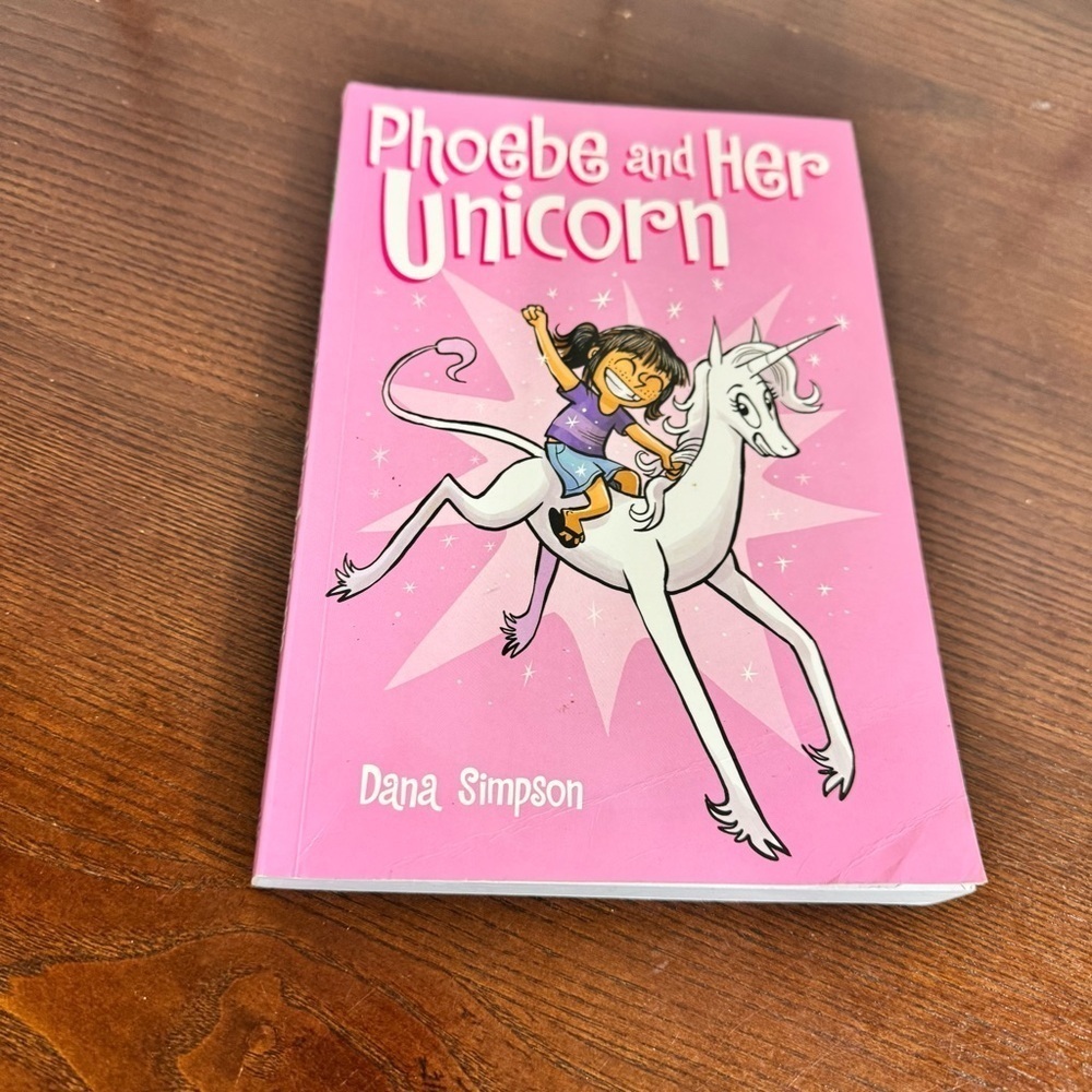 5 Comic Books Graphic Novels for Children by Dana Simpson “Unicorn Book Stories” - Picture 7 of 16
